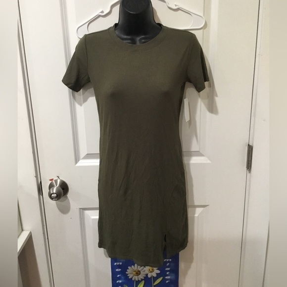 BP Olive Green Ribbed Shirt Sleeve Casual Dress - Picture 1 of 6